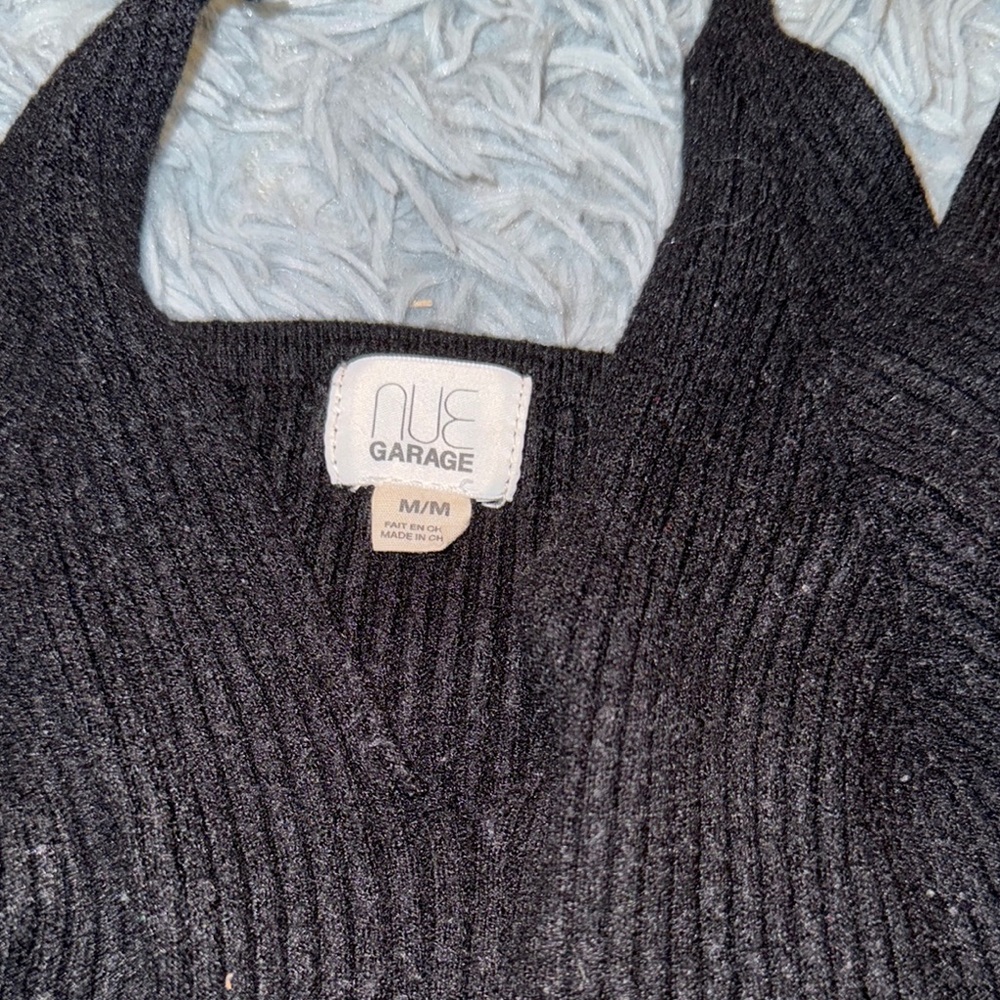 Black Ribbed Women's Top - Picture 2 of 3